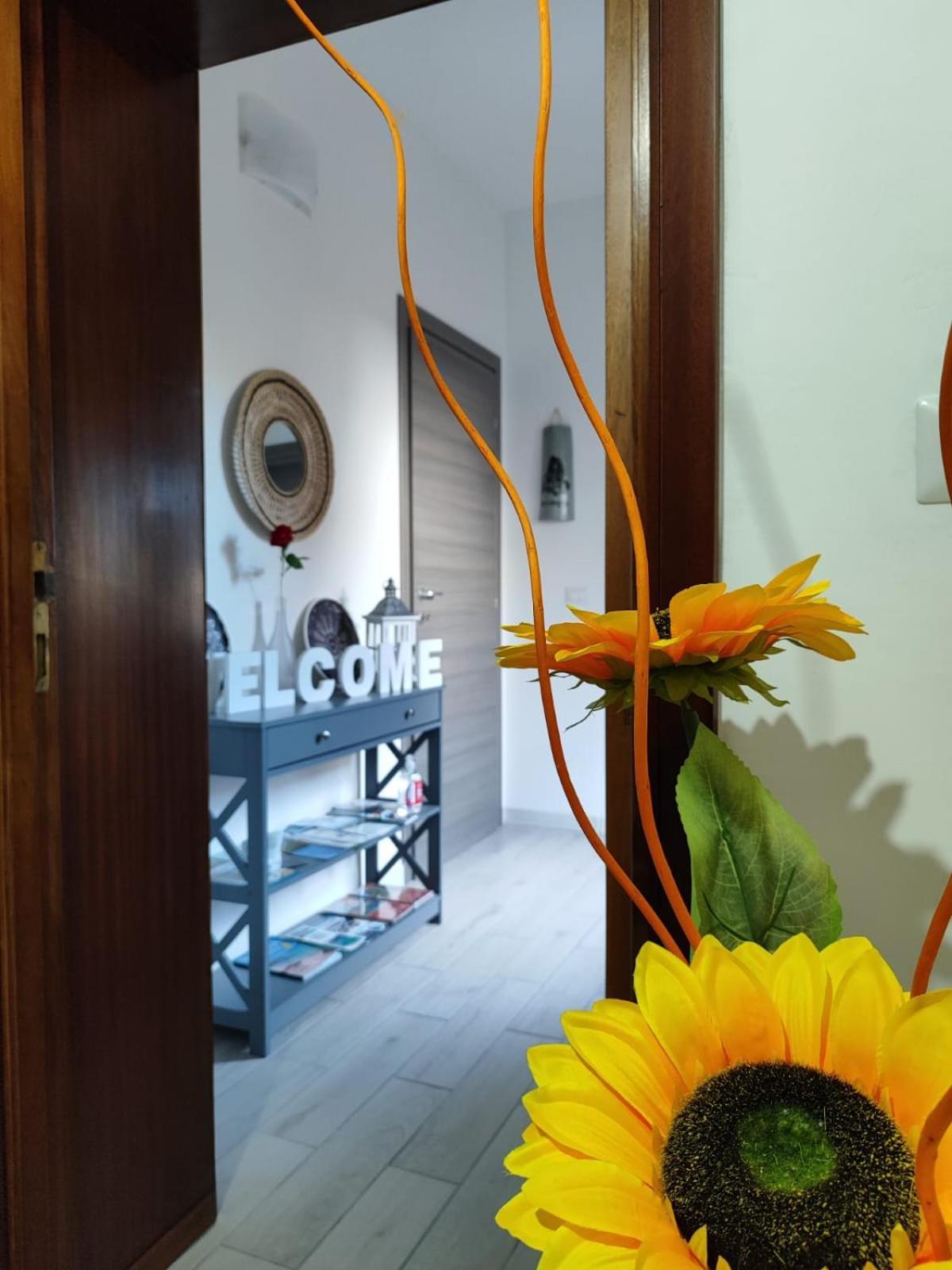 Casa Vacanze Con Giardino I Girasoli - Cin It 09006 - 9 C 2000 R4042- ซอร์โซ ภายนอก รูปภาพ