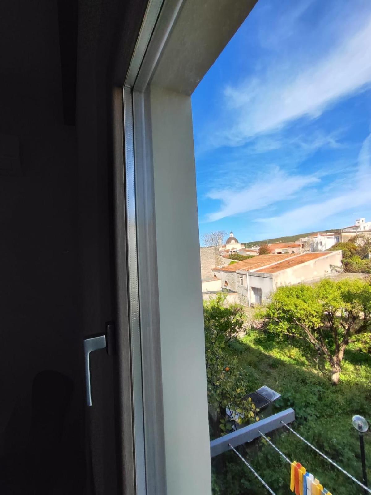 Casa Vacanze Con Giardino I Girasoli - Cin It 09006 - 9 C 2000 R4042- ซอร์โซ ภายนอก รูปภาพ